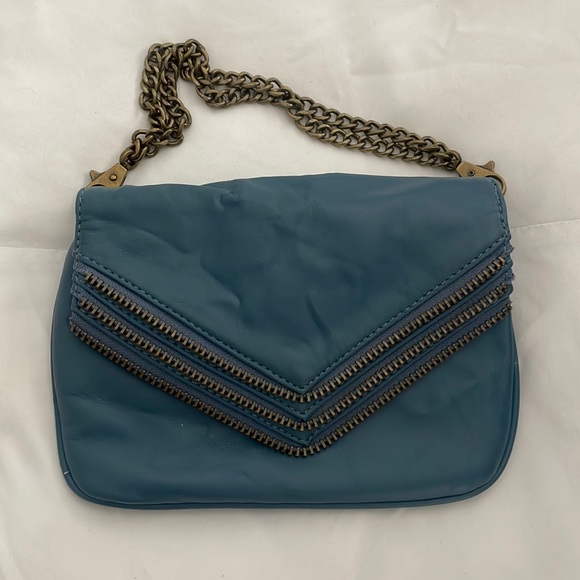 Matt & Nat muted blue leather and gold chain purse - Picture 1 of 6